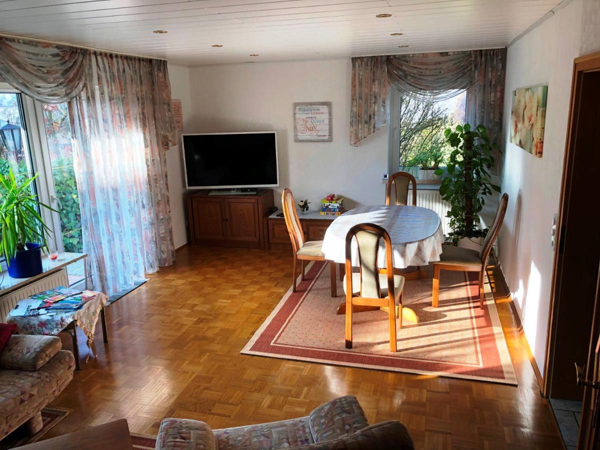 Ferienwohnung Am Wald - Naehe Funpark Zirndorf Luaran gambar