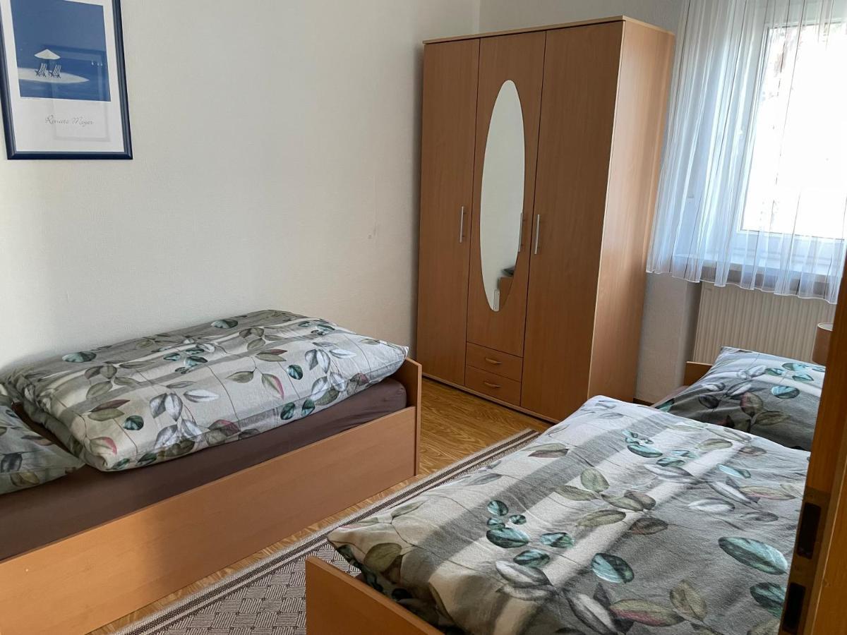 Ferienwohnung Am Wald - Naehe Funpark Zirndorf Luaran gambar
