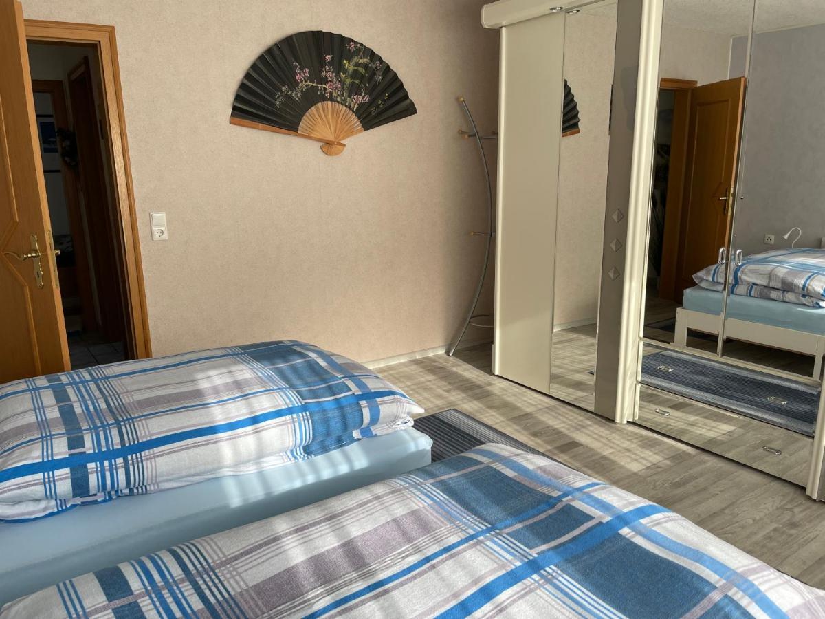 Ferienwohnung Am Wald - Naehe Funpark Zirndorf Luaran gambar