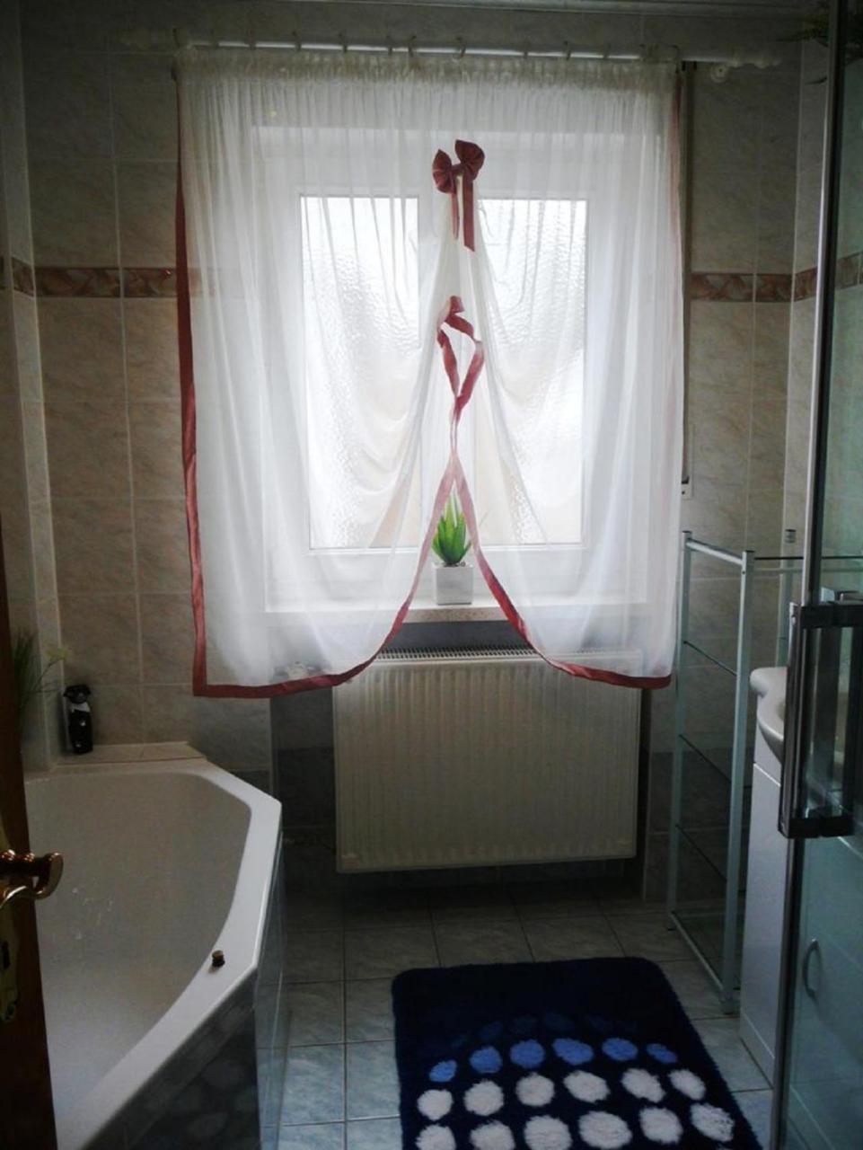 Ferienwohnung Am Wald - Naehe Funpark Zirndorf Luaran gambar